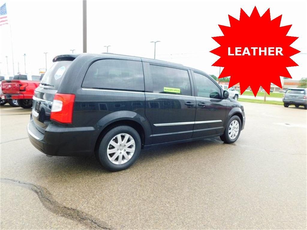 used 2014 Chrysler Town & Country car, priced at $8,990