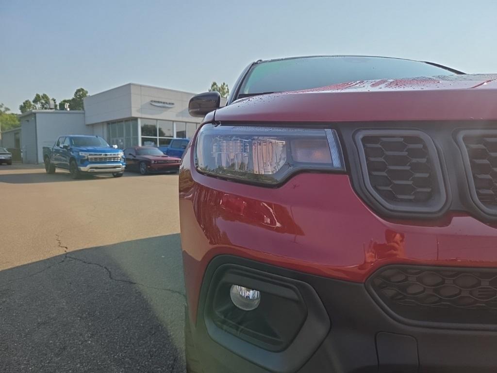 new 2025 Jeep Compass car, priced at $36,560