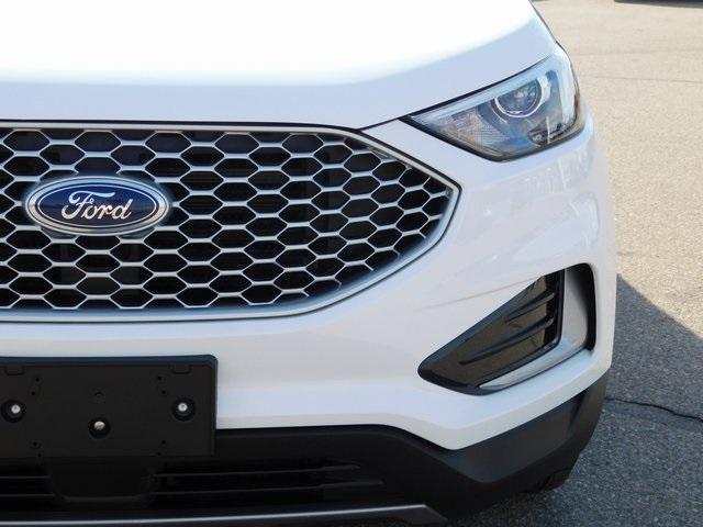used 2024 Ford Edge car, priced at $27,000