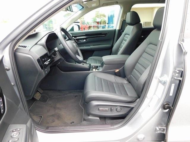 used 2025 Honda CR-V car, priced at $35,999