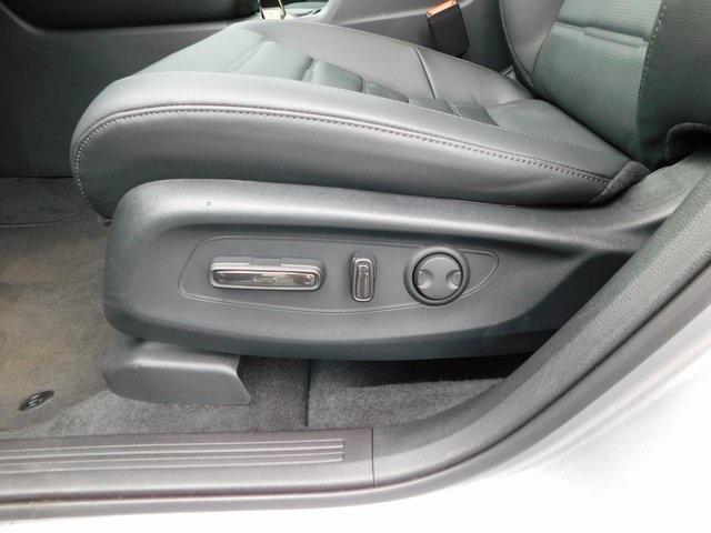 used 2025 Honda CR-V car, priced at $35,999