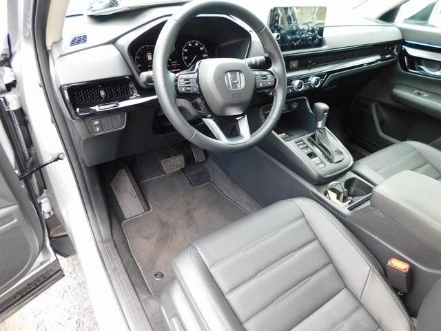 used 2025 Honda CR-V car, priced at $35,999