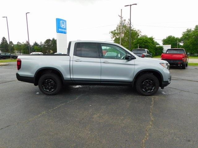 new 2025 Honda Ridgeline car, priced at $41,820
