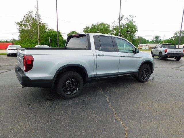 new 2025 Honda Ridgeline car, priced at $41,820