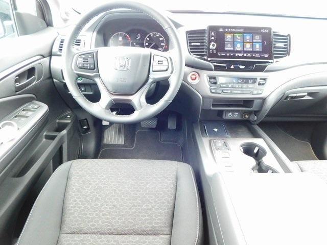 new 2025 Honda Ridgeline car, priced at $41,820