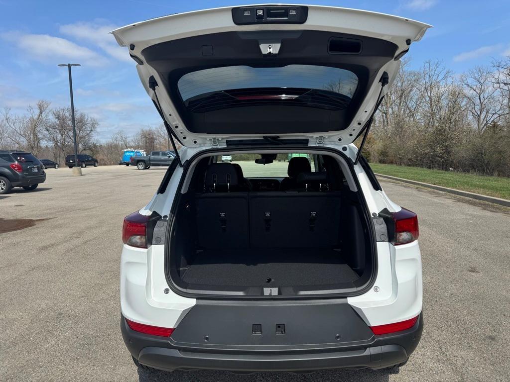 new 2025 Chevrolet TrailBlazer car, priced at $25,825