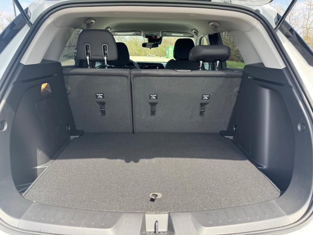 new 2025 Chevrolet TrailBlazer car, priced at $25,825