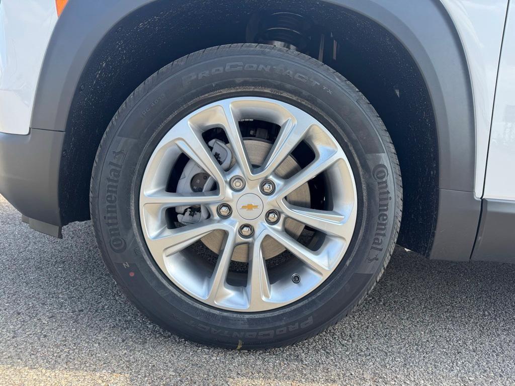 new 2025 Chevrolet TrailBlazer car, priced at $25,825