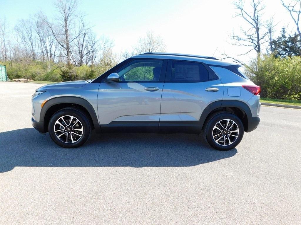 new 2025 Chevrolet TrailBlazer car, priced at $30,220