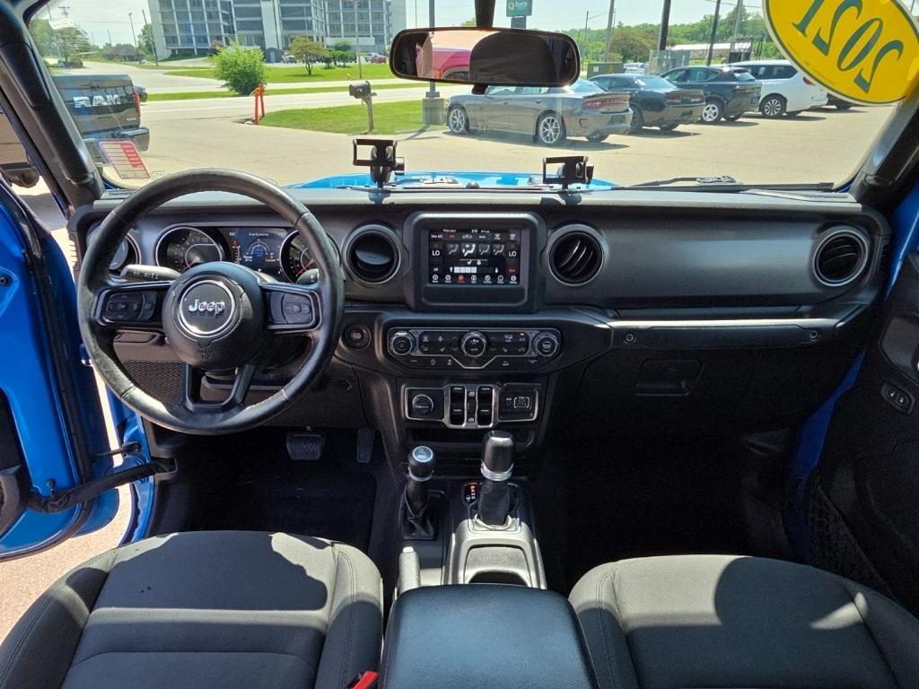 used 2021 Jeep Gladiator car, priced at $28,488