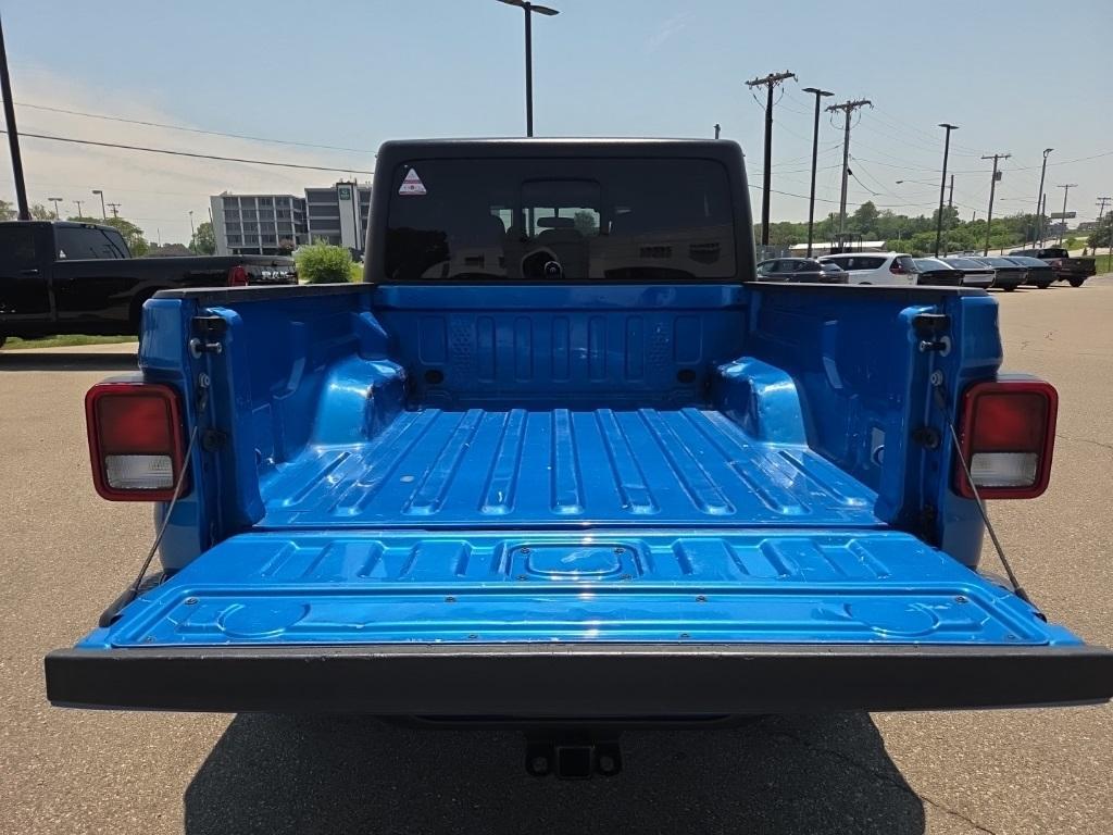 used 2021 Jeep Gladiator car, priced at $28,488