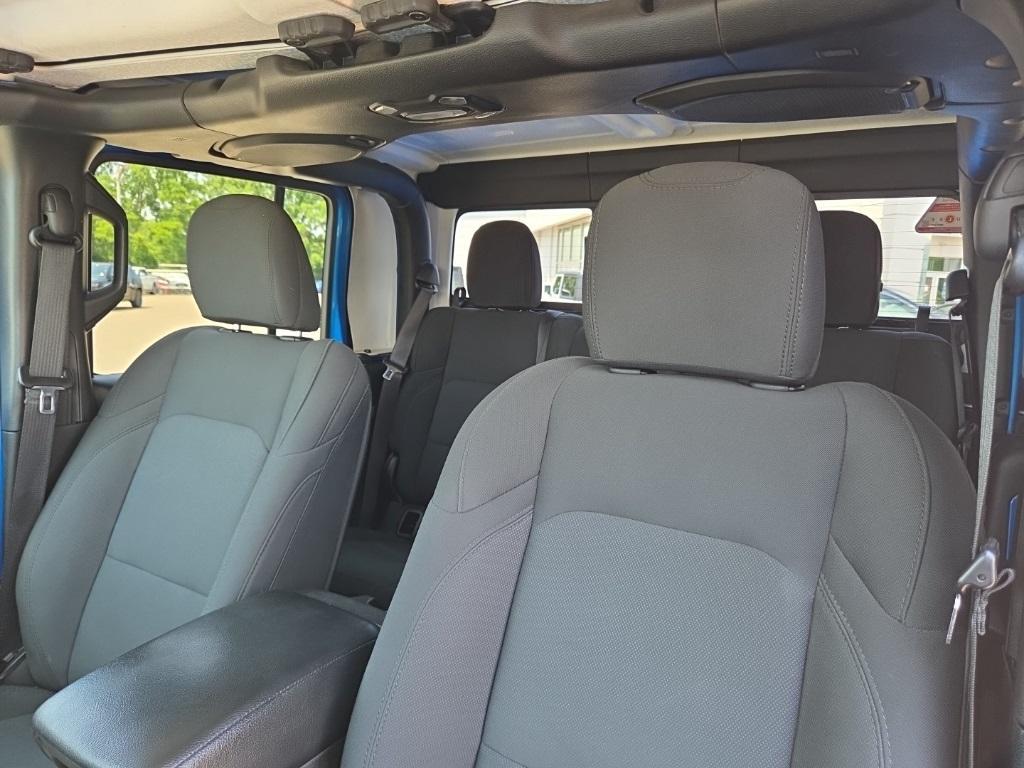 used 2021 Jeep Gladiator car, priced at $28,488