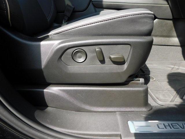 used 2024 Chevrolet Suburban car, priced at $67,999