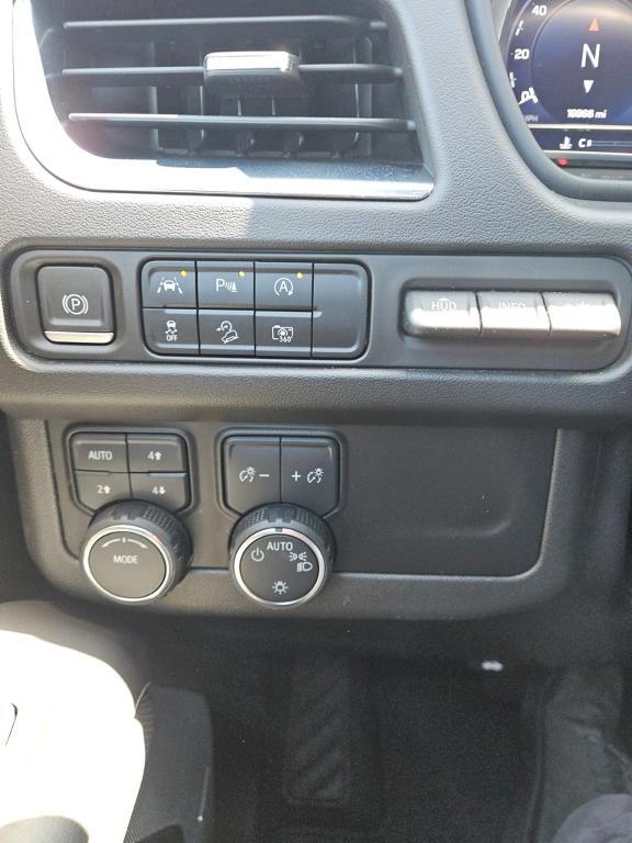 used 2024 Chevrolet Suburban car, priced at $72,999