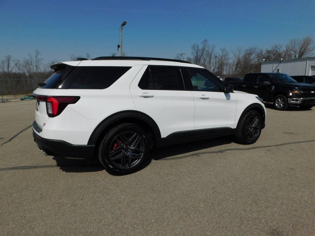 new 2025 Ford Explorer car, priced at $61,645