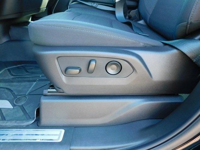 new 2025 Chevrolet Silverado 1500 car, priced at $53,165
