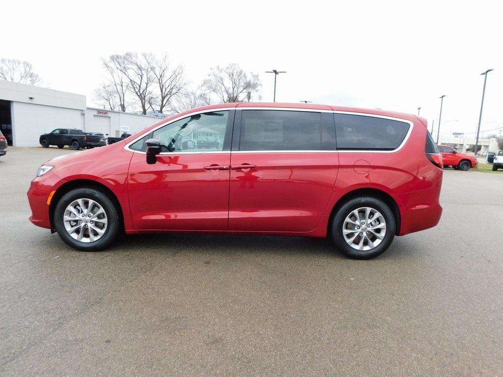 new 2024 Chrysler Pacifica car, priced at $40,179