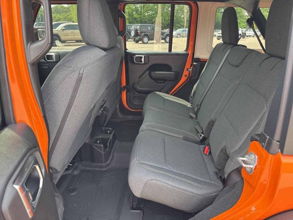 new 2025 Jeep Wrangler car, priced at $44,198