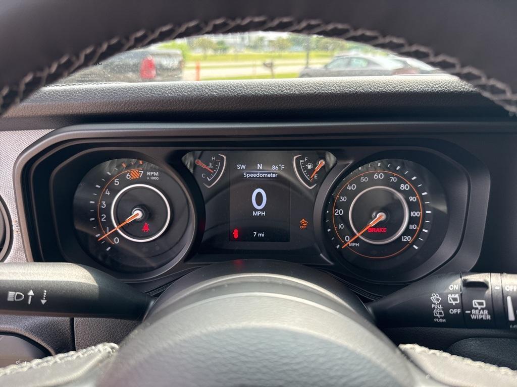 new 2025 Jeep Wrangler car, priced at $44,198