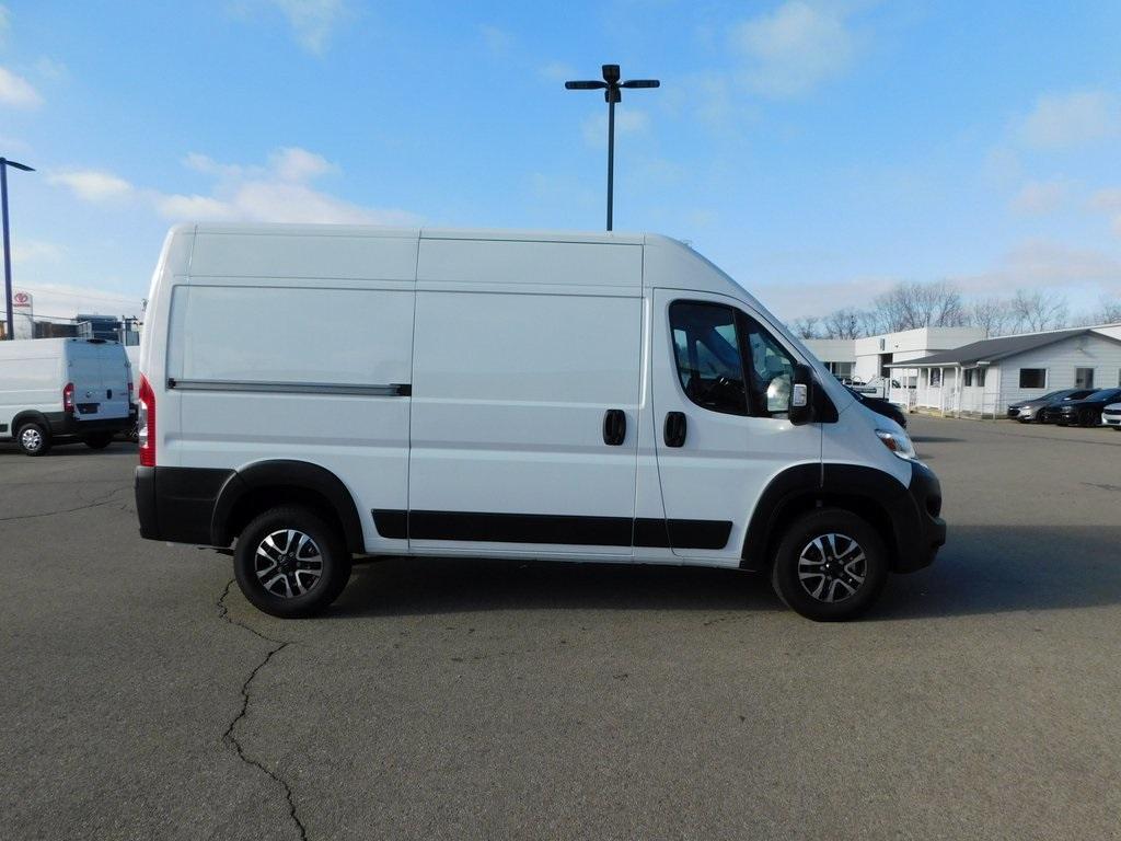 new 2024 Ram ProMaster 2500 car, priced at $49,028