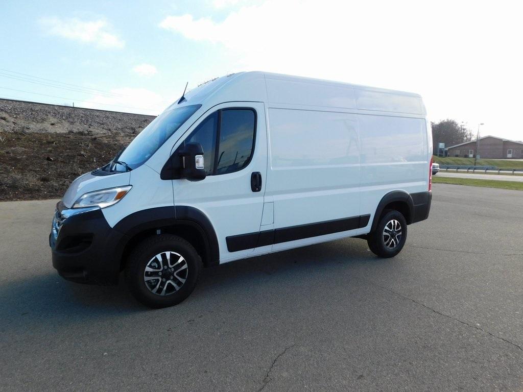 new 2024 Ram ProMaster 2500 car, priced at $49,028