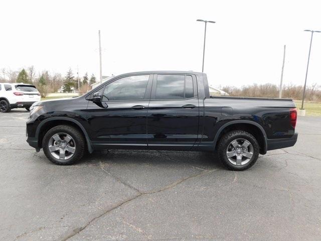 new 2025 Honda Ridgeline car, priced at $43,967