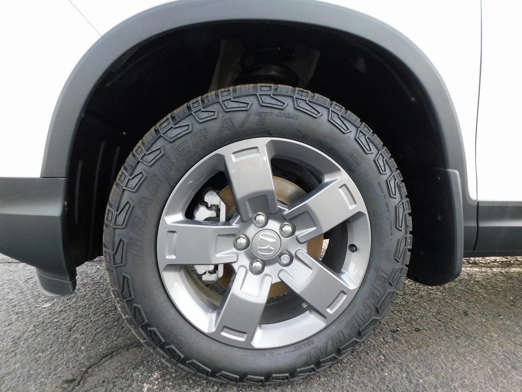 new 2025 Honda Ridgeline car, priced at $42,139