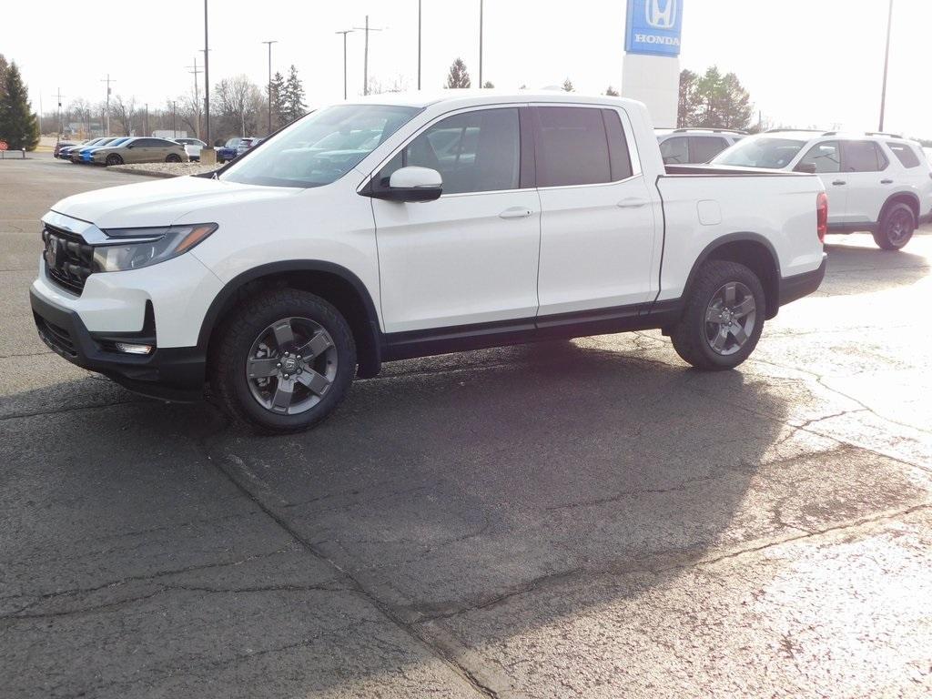 new 2025 Honda Ridgeline car, priced at $42,139