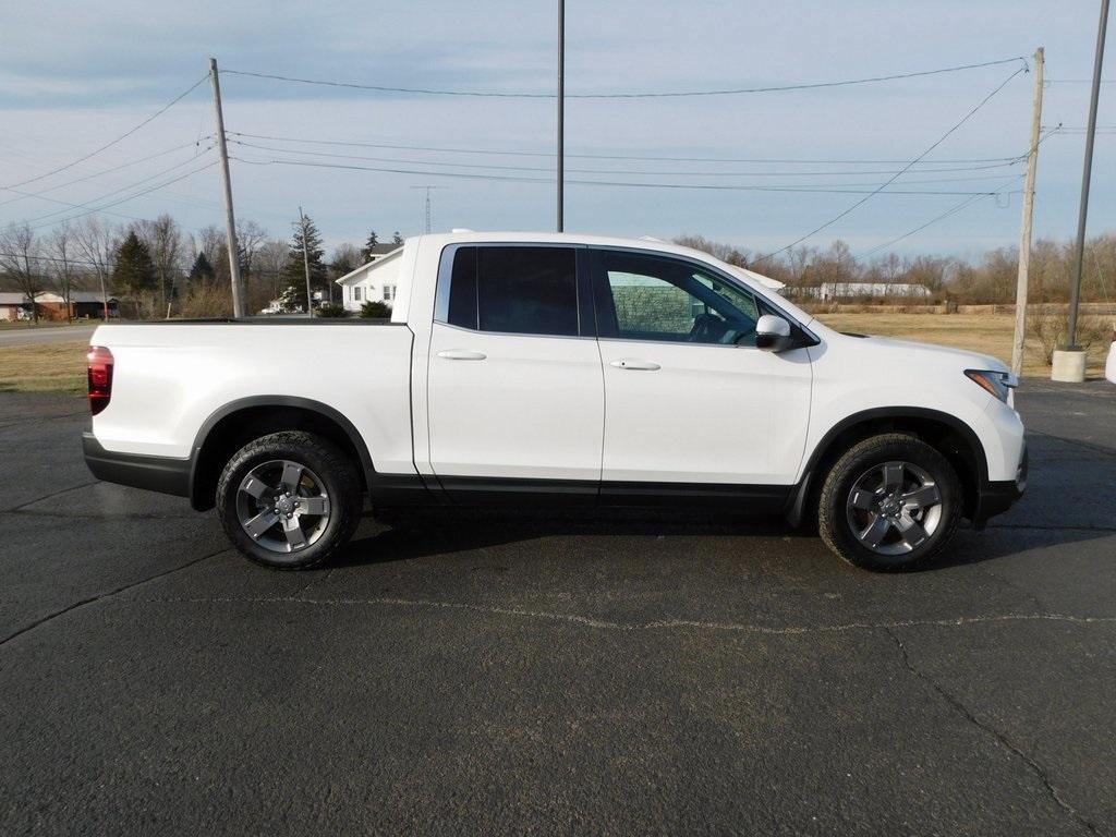 new 2025 Honda Ridgeline car, priced at $42,139