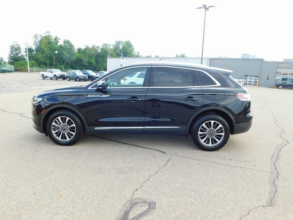 used 2022 Lincoln Nautilus car, priced at $36,250
