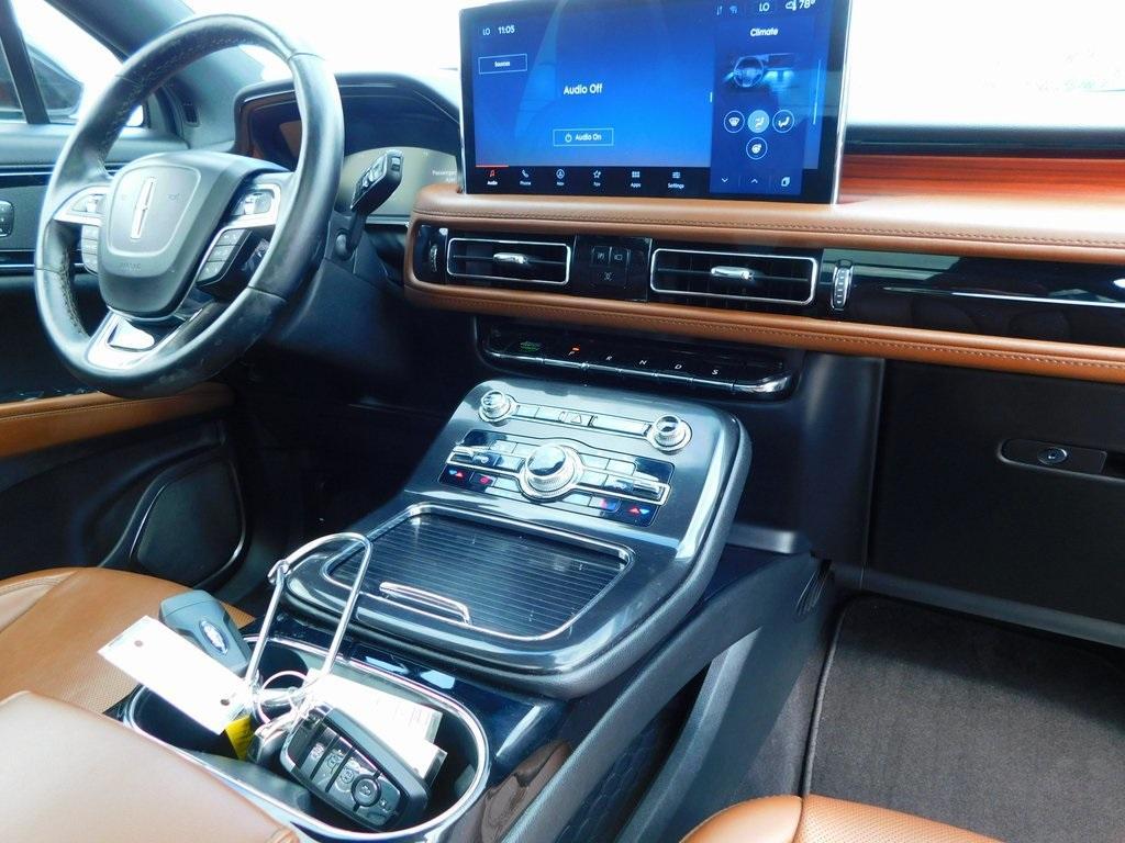 used 2022 Lincoln Nautilus car, priced at $36,250