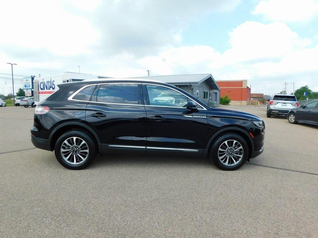 used 2022 Lincoln Nautilus car, priced at $36,250