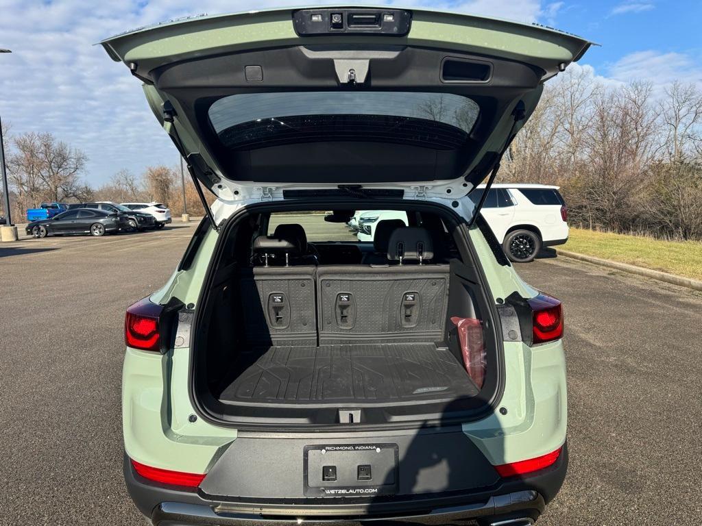 new 2025 Chevrolet TrailBlazer car, priced at $28,685