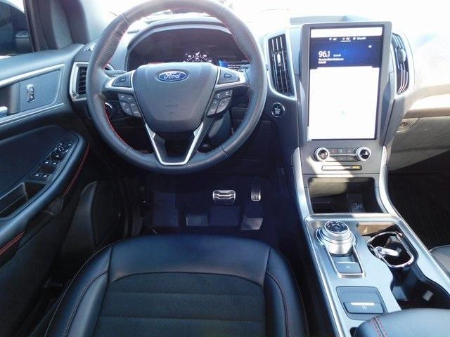 used 2024 Ford Edge car, priced at $33,999