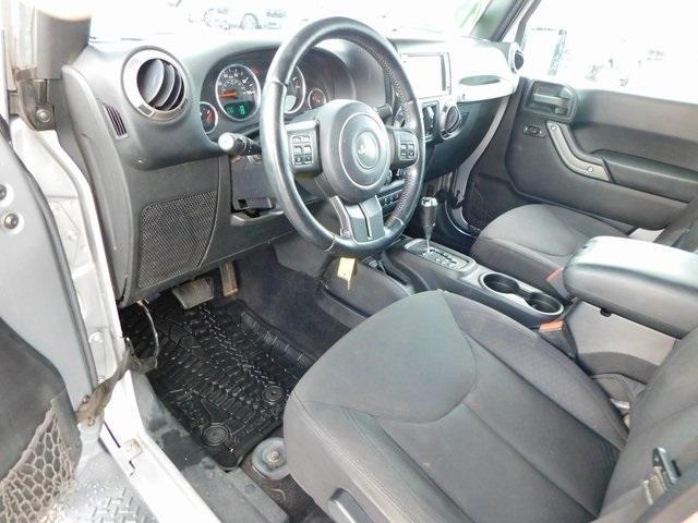 used 2015 Jeep Wrangler Unlimited car, priced at $14,590