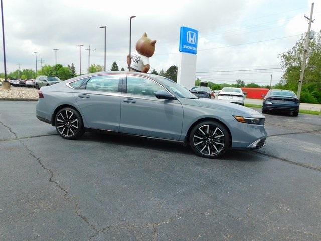 new 2025 Honda Accord Hybrid car, priced at $40,905