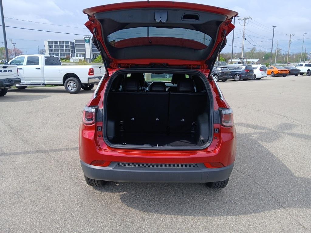 new 2025 Jeep Compass car, priced at $29,876