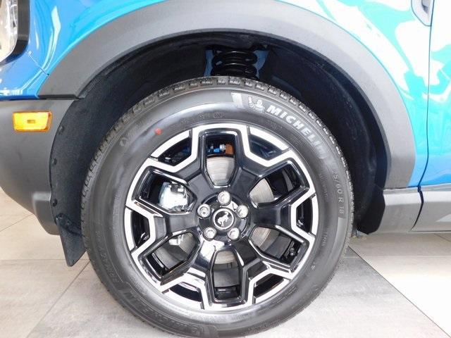 new 2025 Ford Bronco Sport car, priced at $37,280