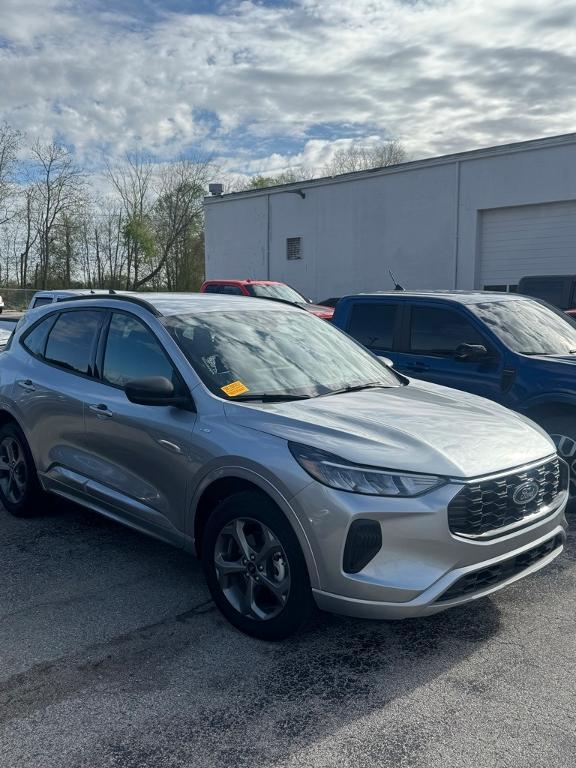 used 2023 Ford Escape car, priced at $26,995