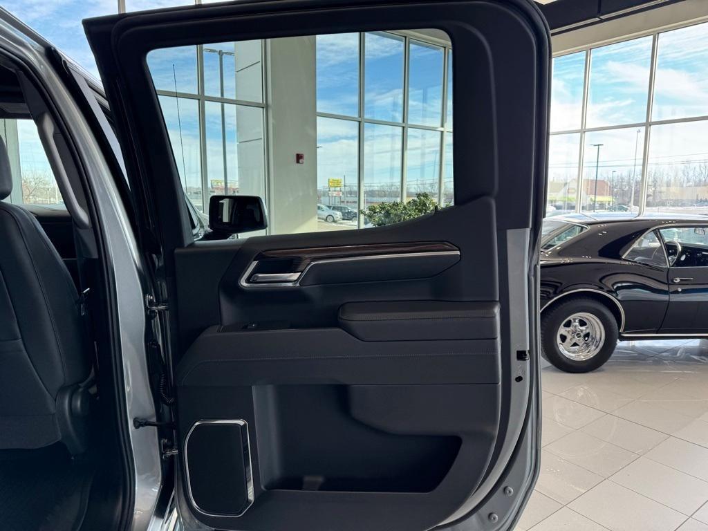 new 2025 Chevrolet Silverado 1500 car, priced at $58,856