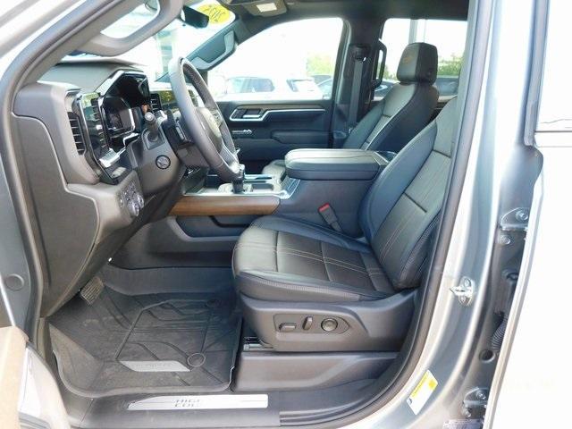 new 2025 Chevrolet Silverado 1500 car