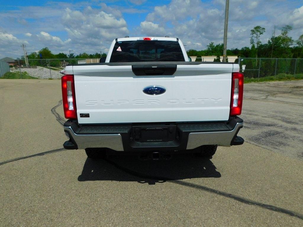 new 2025 Ford F-350 car, priced at $65,535