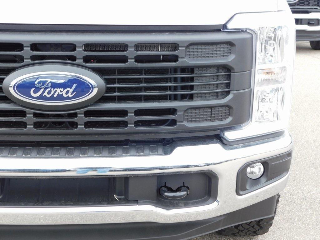 new 2025 Ford F-350 car, priced at $66,535