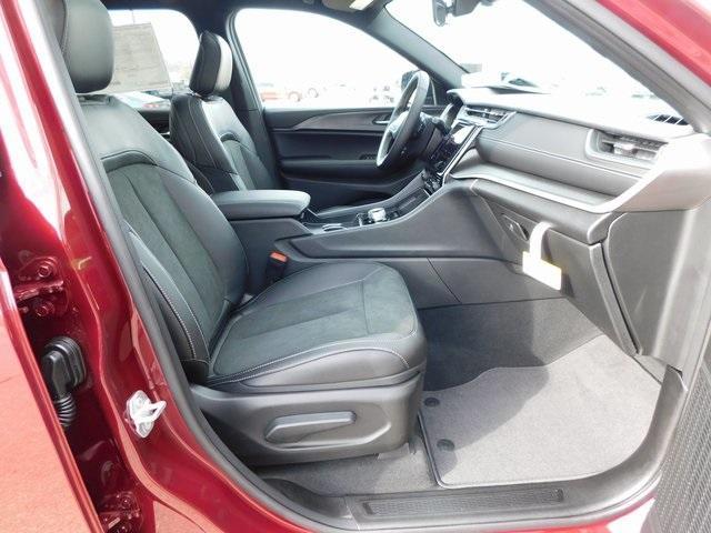 new 2025 Jeep Grand Cherokee L car, priced at $44,806