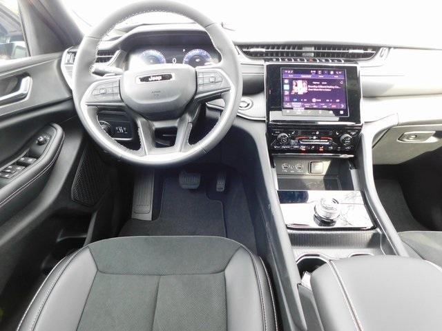 new 2025 Jeep Grand Cherokee L car, priced at $44,806