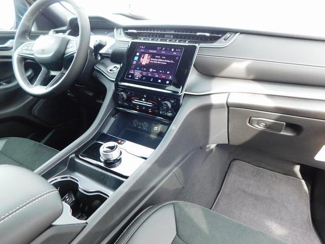 new 2025 Jeep Grand Cherokee L car, priced at $44,806