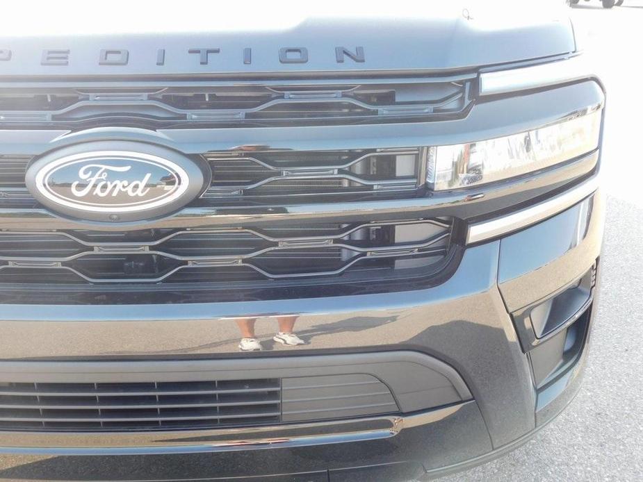 new 2024 Ford Expedition car, priced at $69,699