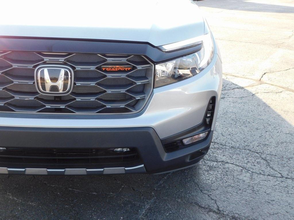 new 2025 Honda Ridgeline car, priced at $45,746