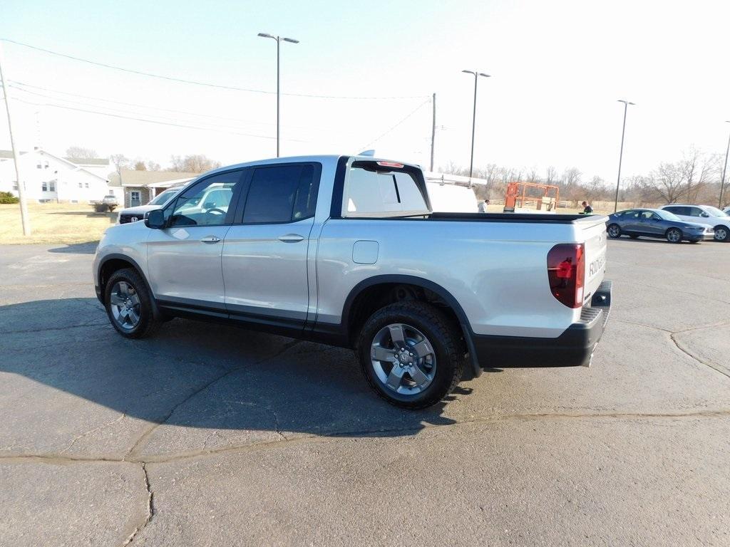 new 2025 Honda Ridgeline car, priced at $45,746