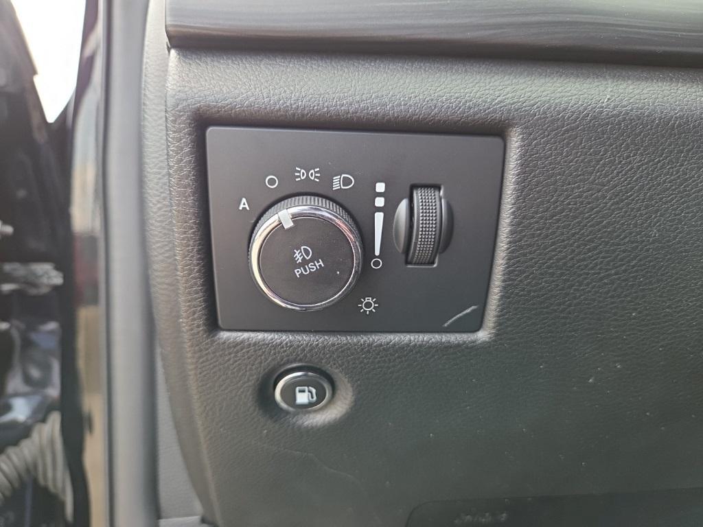 used 2022 Jeep Grand Cherokee WK car, priced at $32,325